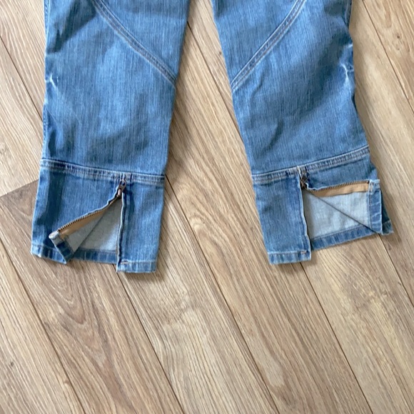 $6.99 shipping next hour🍁 GUESS Women’s Denim Capri Cropped Jeans - Picture 11 of 16